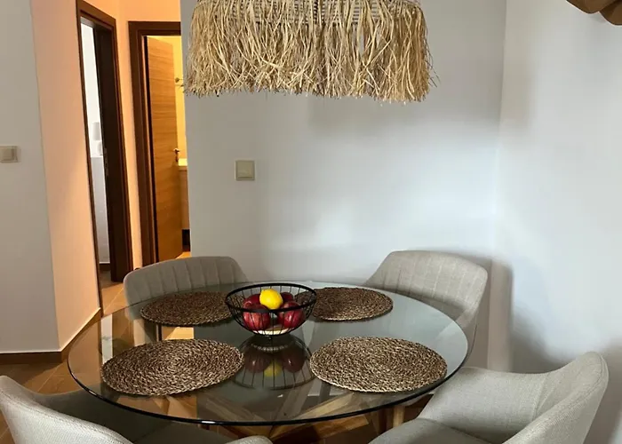 Blue Moon * Νυδρί